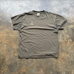 Vintage Y2K Nike ACG Embroidered T-shirt